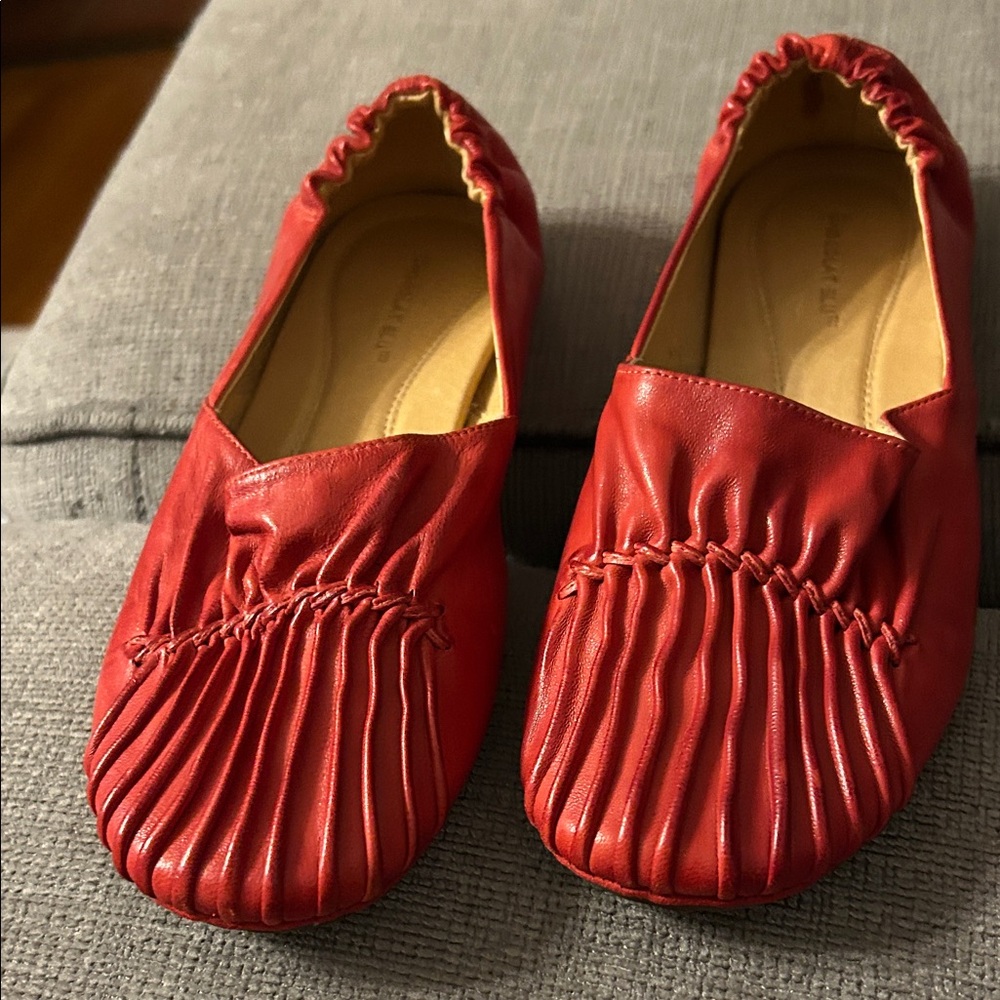 Chocolat Blu Red flats size 9